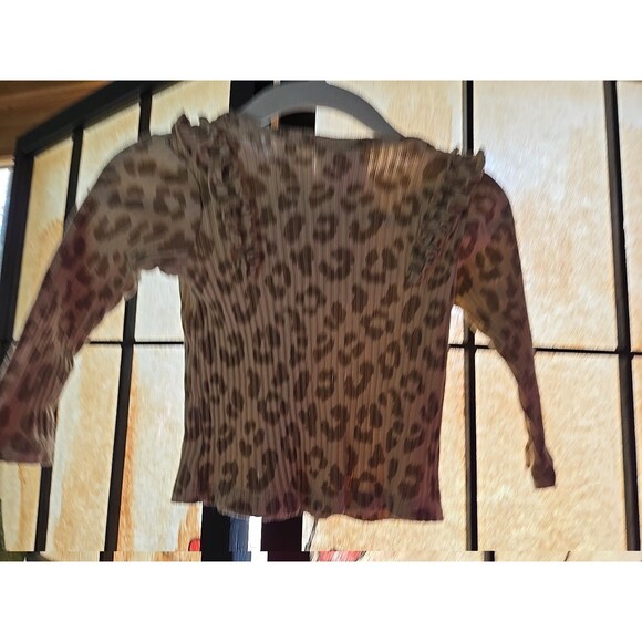 Hello Kitty Shirt Long Sleeve Size 12 Months Cheetah Print Embroidering Kitty - Picture 4 of 9
